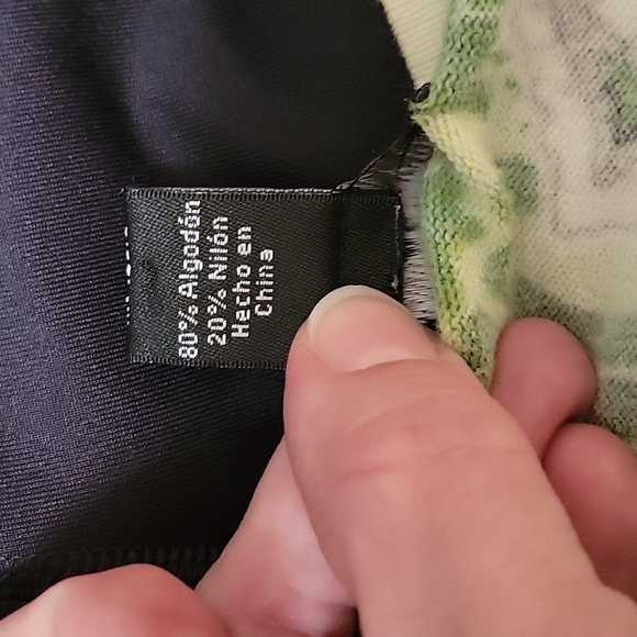 Designers Originals Paisley Design, V-Neck Cardigan, Size 2X - Picture 7 of 9